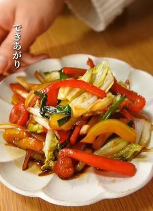 水っぽくならない野菜炒めの作り方が目からウロコ！　⚪︎⚪︎の量を調整するだけで？