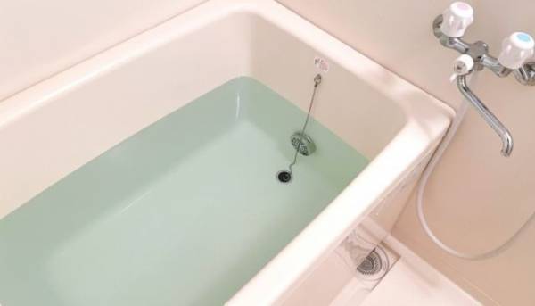 熱いお風呂は肌に良い？　悪い？ 　皮膚科医が教える入浴方法に「初めて知りました」「逆効果だったのか」