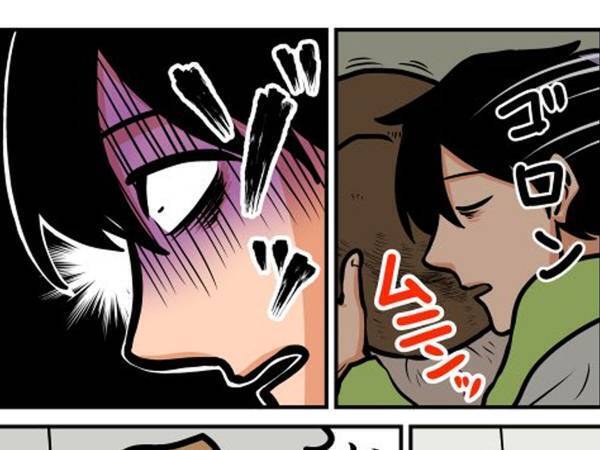 飼い主の寝返りにイラッ！　猫の攻撃から始まる連鎖に「爆笑した」「あるある」