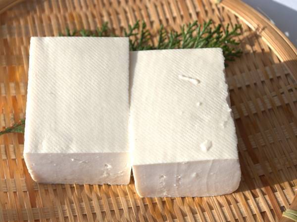 豆腐の水切りを効率よく！　キッコーマンが用途ごとの時短方法を伝授