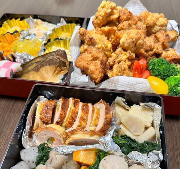 おせちを作ったはずだった…運動会の弁当化に「大正解」「こういうのがいい」