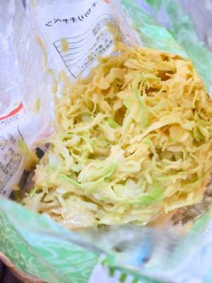 カットキャベツで驚きの時短　ズボラお好み焼きの作り方に「完成度高い」「コレは作りたい」