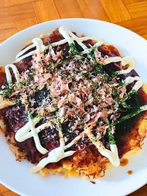 カットキャベツで驚きの時短　ズボラお好み焼きの作り方に「完成度高い」「コレは作りたい」