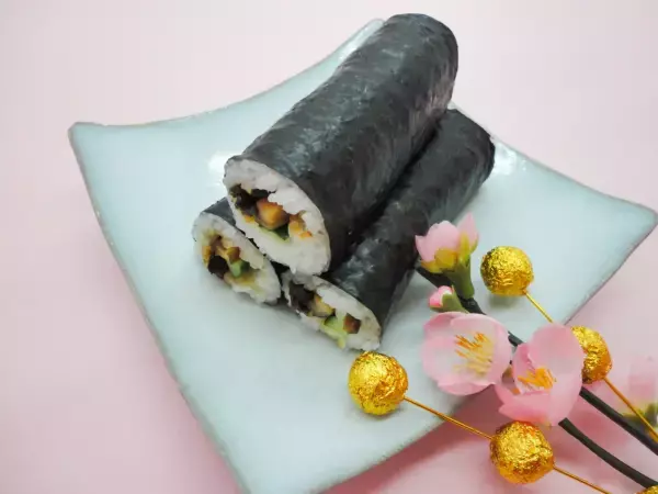 節分に恵方巻きを食べる理由とは？　意外な歴史とルーツに「なるほど」