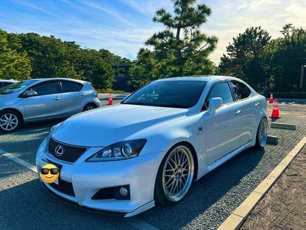 どうしてもレクサスを見たかった学生　店での扱いに「購買意欲がめっちゃ変わる」