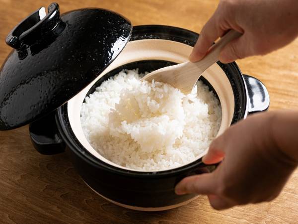 「意外と簡単」「自分でもできそう」　コンロとお鍋でごはんを炊く方法を大阪ガスが解説