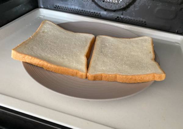 サンドイッチの中身がこぼれる…　解決する１００均グッズに、５歳児も大喜び