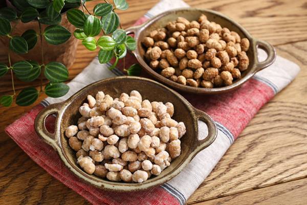 節分の豆を砂糖と水と煮詰めたら？　完成したものに「止まらない」「秒でなくなる」