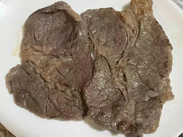 スーパーのステーキ肉を柔らかく仕上げる焼き方　「それに浸けるとは」「今晩やる」
