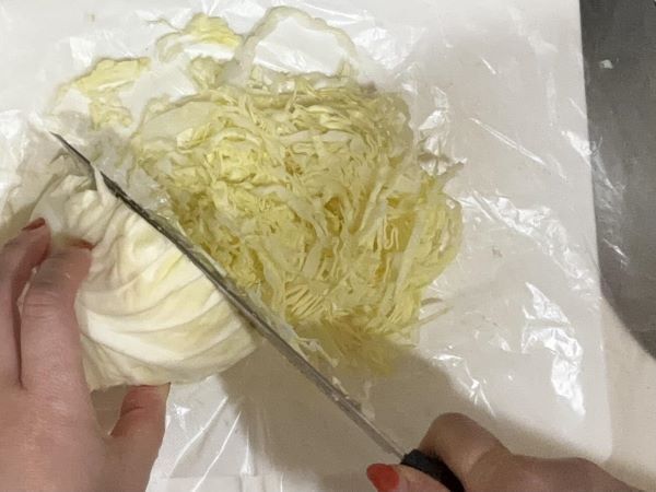 キャベツを効率的な解体するには？　カゴメの情報に「初めて知りました」