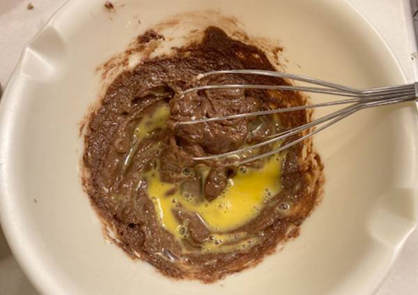 卵焼き器の思わぬ活用法に「オーブンも型もいらない」「想像以上にうまい」