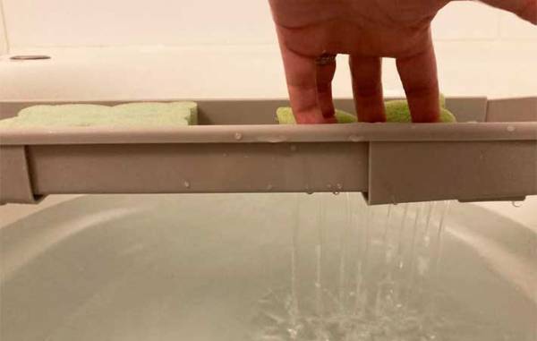 子供の発想は無限だ！　風呂場にスリーコインズのグッズを置いた結果？