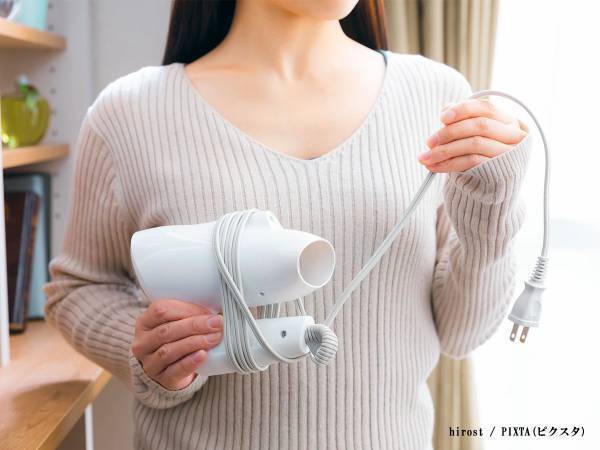 すぐねじれるドライヤーのコード　メーカーに聞いた対策に「気を付けたい！」