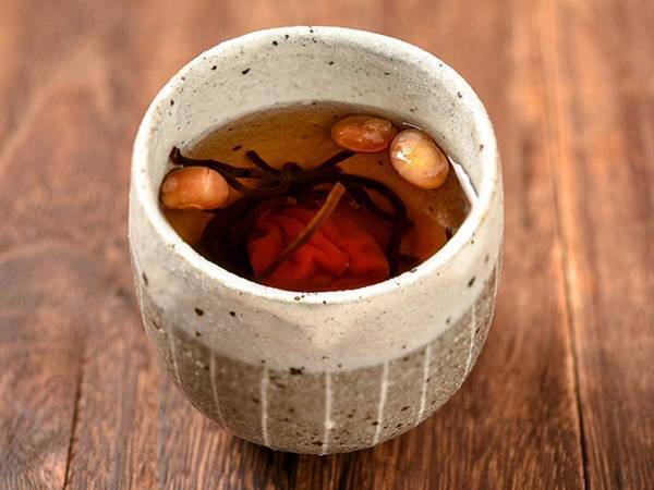 節分で余った福豆はどう使う？　寒い季節にもピッタリな『福茶』の作り方とは