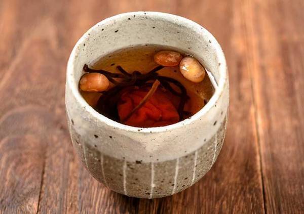 節分で余った福豆はどう使う？　寒い季節にもピッタリな『福茶』の作り方とは