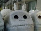 雪でウサギになったゴミ箱　その後の姿に「癒される」「ナイスアイディア！」