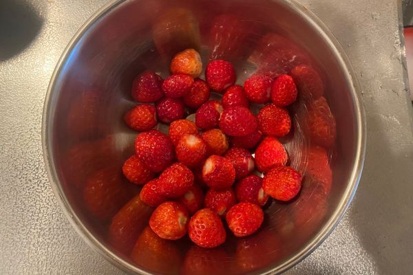 「コレは簡単」「週末作ります」　誰でもできるイチゴジャムの作り方