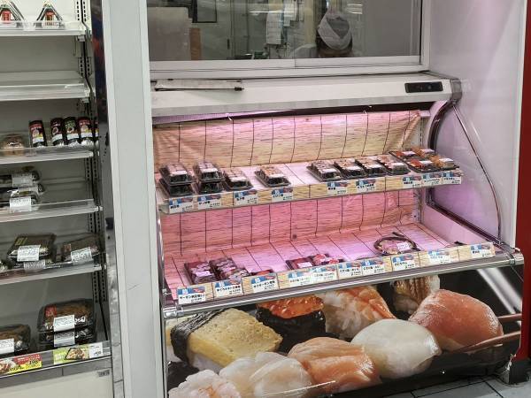 「お店で握りました！」　あるコンビニの光景に「え？」「恐れ入った」