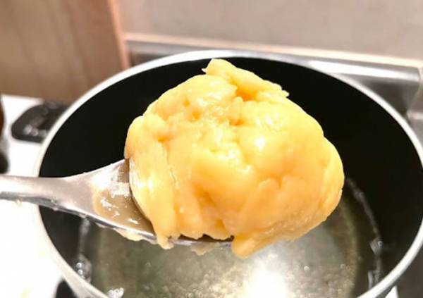 森永が紹介したドーナツの作り方に「簡単すぎた」「絞り器もミキサーも不要」