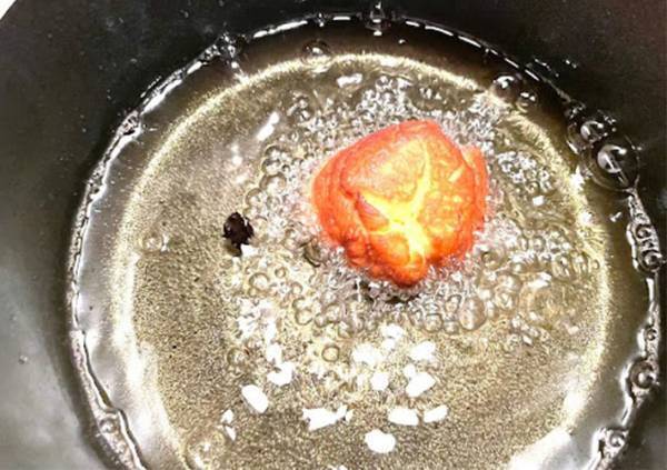 森永が紹介したドーナツの作り方に「簡単すぎた」「絞り器もミキサーも不要」