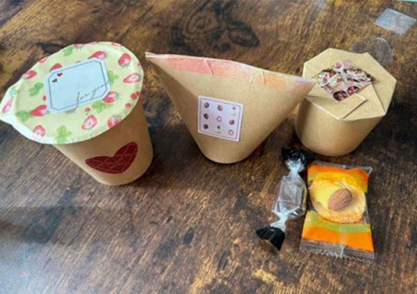 紙コップ、飲み物を注ぐだけ？　思わぬ使い道に「これはワクワクしそう」