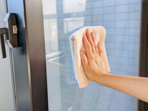 窓ガラスをピカピカにする方法　リンナイが教える掃除術が参考になる！