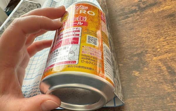 生ジョッキ缶、飲んだら捨ててる？　思わぬ再利用法に「くり抜き不要で５本入った」