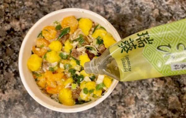 日清の『カップヌードル』　３分経ったら食べる前に…？