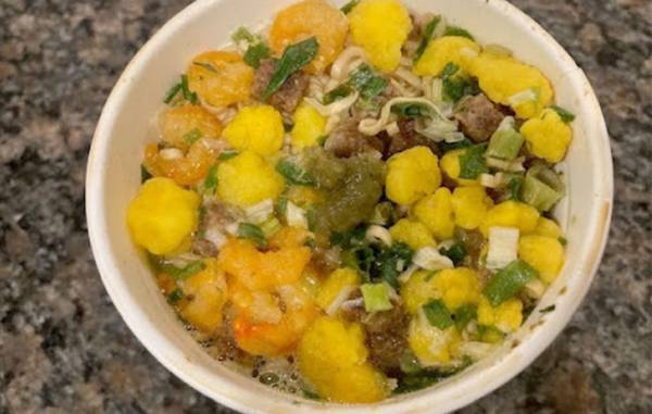 日清の『カップヌードル』　３分経ったら食べる前に…？