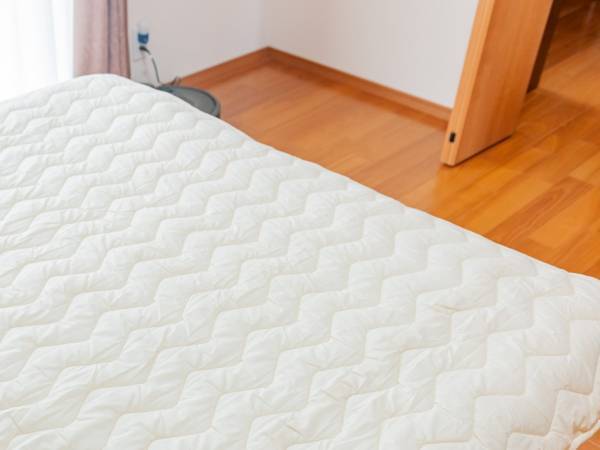 ベッドパッドって何？　どう選ぶ？　寝具メーカーの回答に「そうだったのか」「勉強になる」
