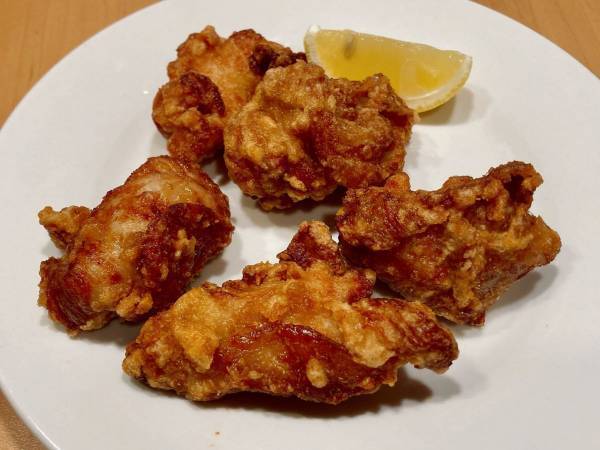 切り方を変えるだけでふっくらジューシー！　日清製粉が教えるから揚げ調理のコツが「参考になる」