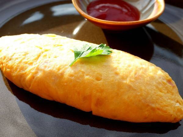 オムレツをふわふわにするには？　方法に「やってみたい」「上品な仕上がり」