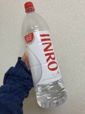 「これ飲んじゃってよ」　工作をする子供の『無茶振り』に「笑って声が出た」「絶妙な量！」