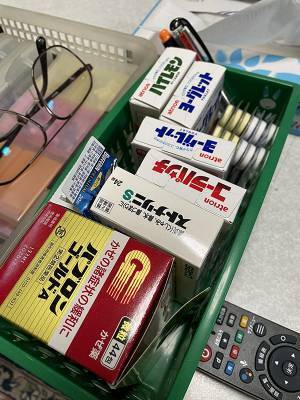 「何これ怖…」　実家の薬箱を見ると？「二度見した」「違和感なさすぎ」