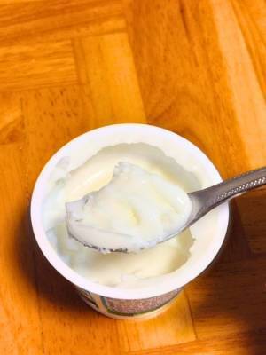１０秒振って凍らせれば完成！　滑らか時短フローズンヨーグルトに「コレはいい」「気になる」