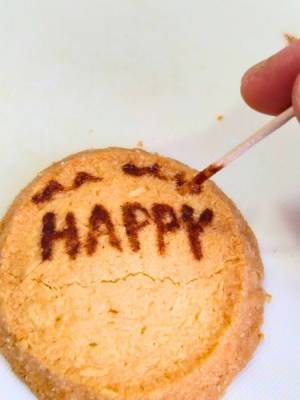 初心者でも簡単！　ココアパウダーでお菓子をデコレーションする裏技