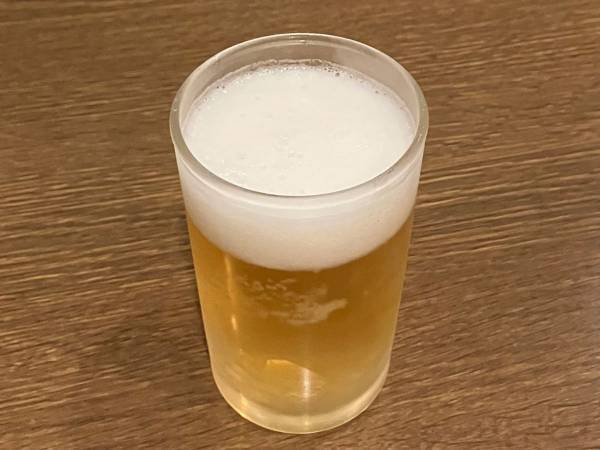 おうち居酒屋がより充実！　缶ビールを上手にグラスに注ぐテクニック