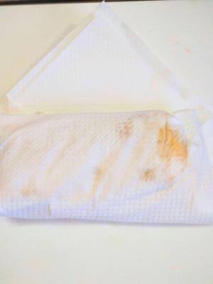 卵焼き器がなくても大丈夫！　丸いフライパンでも簡単に卵焼きが巻ける裏技