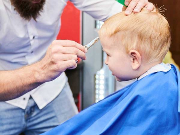 男の子の散髪中、髪が切れなくなった理容師　理由に爆笑「なんてかわいい子」