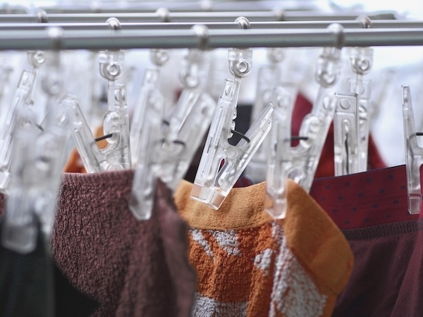 タオルがゴワゴワするのは洗濯の問題？　やってはいけないNG行動に「気を付けます…」