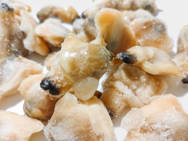 冷凍食品の味を落とす『冷凍やけ』を防ぐには？　買い物時の注意点に「そこを見るのか」「いいこと聞いた」