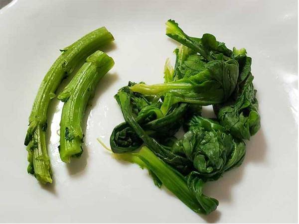 春菊、何分ゆでるのがベスト？　味の素の目安で「え、すんごい甘い！」