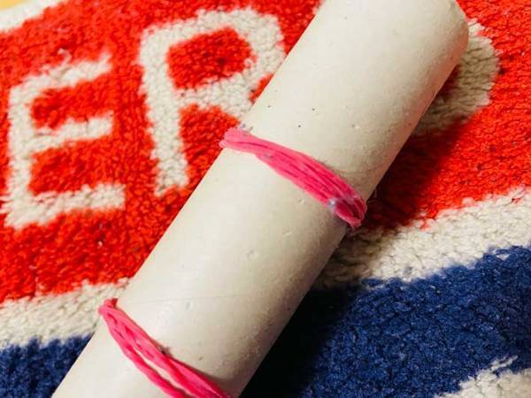 ラップの芯、捨てないで！　意外な活用法に「どんどん絡みつく！」