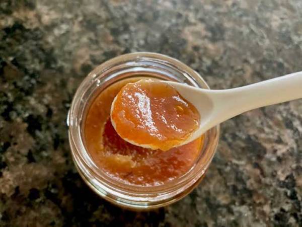 柿を食べてるみたい！　カルディの『柿ジャム』が本格的でおいしい