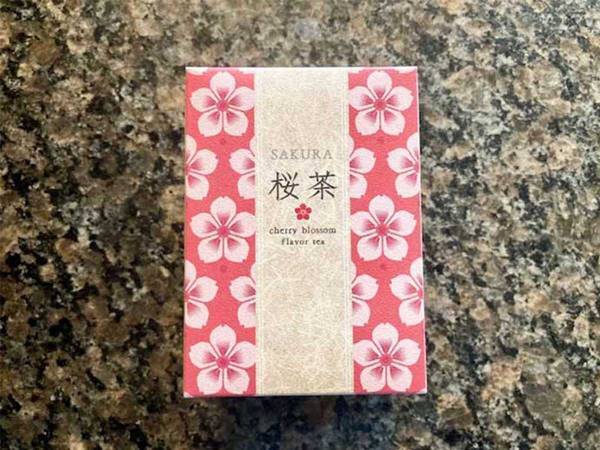 湯呑に花開く！　カルディの『宇治園 桜茶』でひと足早いお花見はいかが？