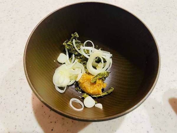 １人分の味噌汁作り、面倒じゃない？　鍋不要のレシピに「ズボラ人注目！」