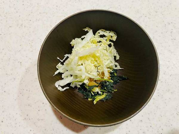 １人分の味噌汁作り、面倒じゃない？　鍋不要のレシピに「ズボラ人注目！」