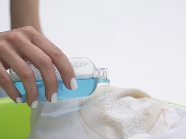 気付いたらすぐの行動がおすすめ！　洗濯機メーカーが教えるコーヒーのシミ抜き方法とは？