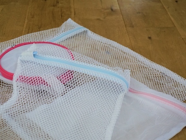 理想の洗濯頻度は１週間に一度？　メーカー公式サイトが教えるメガネ拭きのお手入れ方法に「驚き」