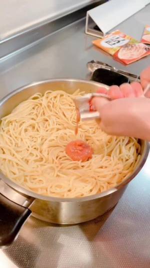 パスタの湯切りを効率化するには？　目からウロコの方法に「その手があったか！」「やってみる」
